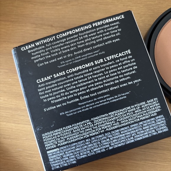 bareMinerals MEDIUM DEEP 40 COOL Barepro 24hr Perfecting powder Foundation 8g - Picture 3 of 3